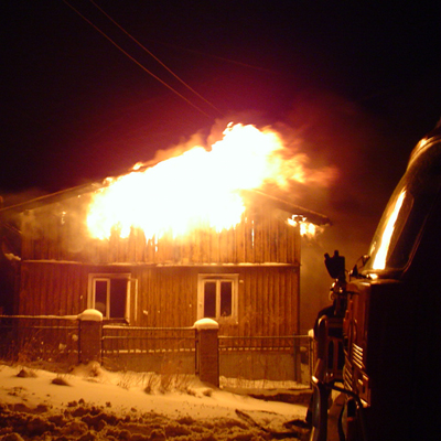 Ett brinnande hus